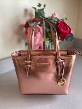 MICHAEL Michael Kors Jet Set Travel XS Metallic Top-Zip Tote Bag